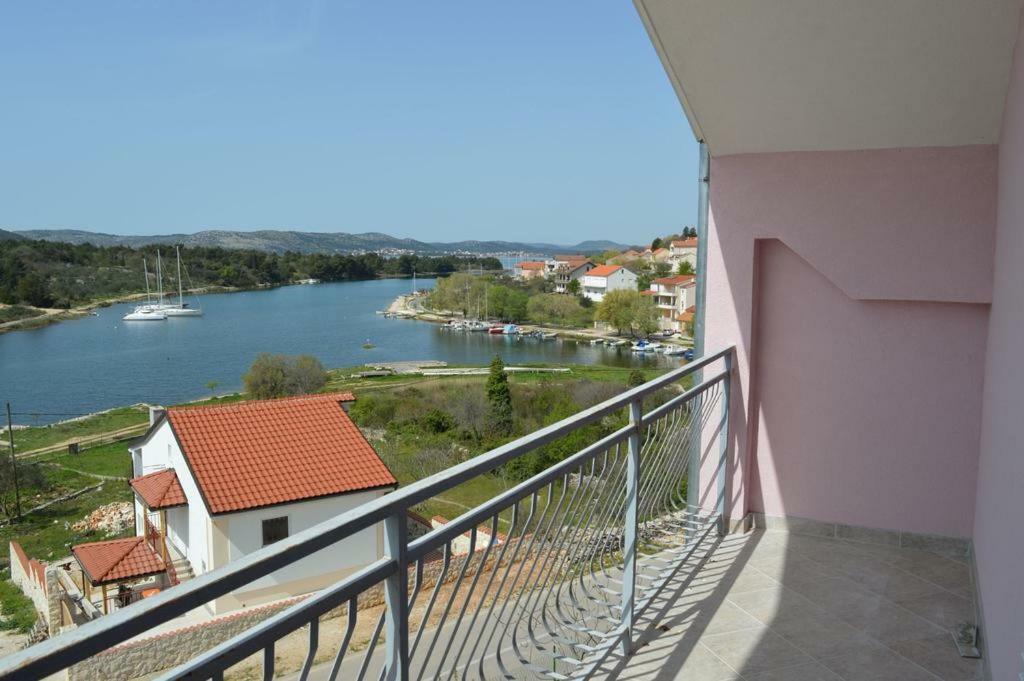 Apartmani Slavica Šibenik Buitenkant foto