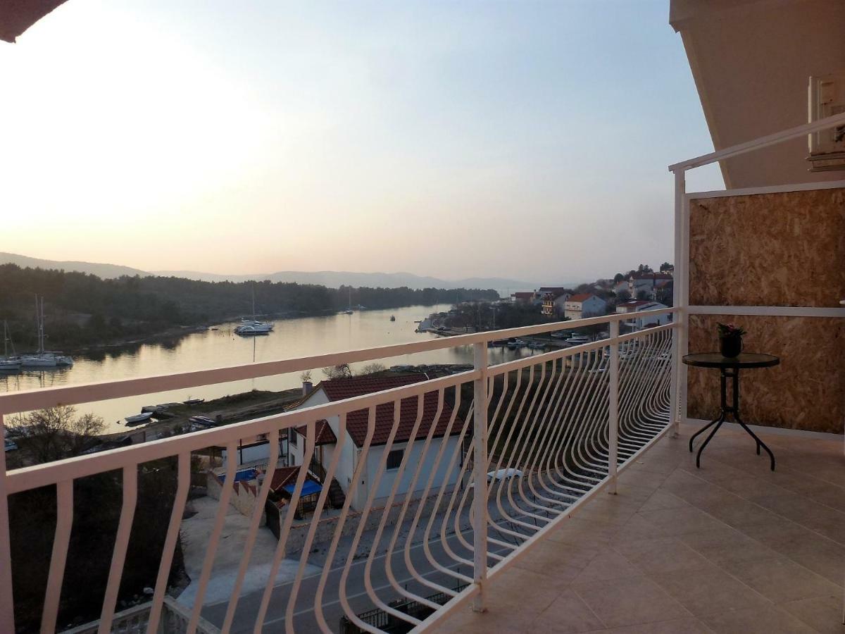 Apartmani Slavica Šibenik Buitenkant foto