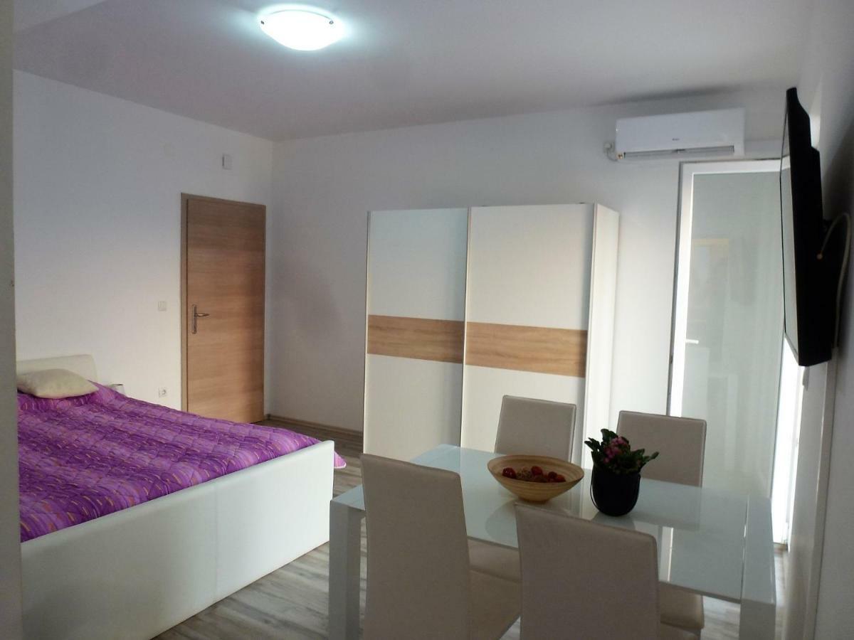Apartmani Slavica Šibenik Buitenkant foto